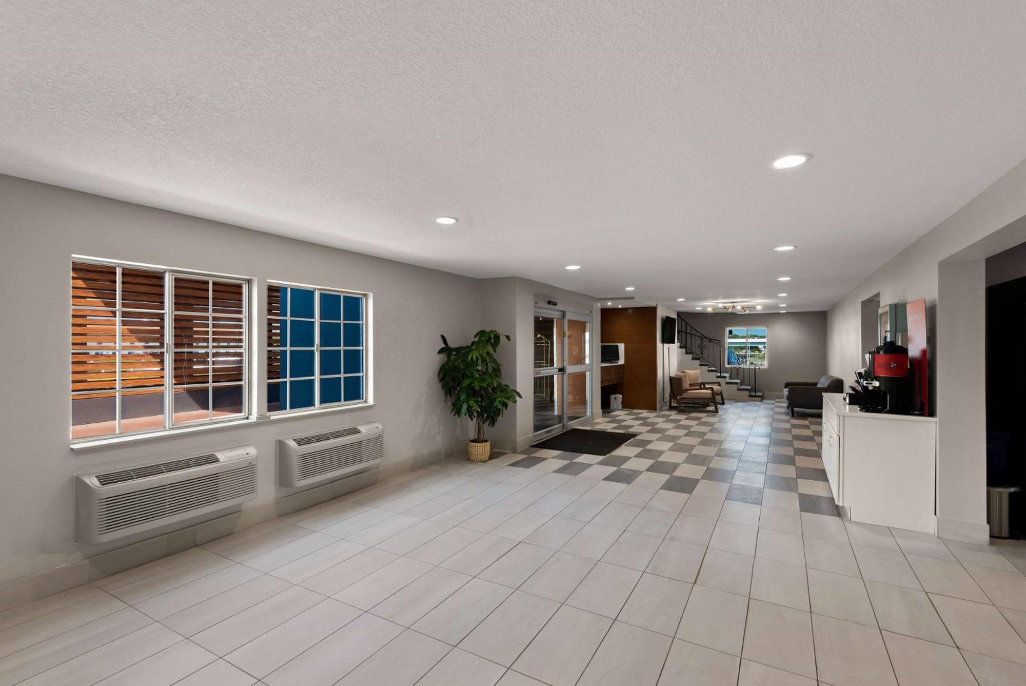 Wyndham Garden Ankeny Ξενοδοχείο Εξωτερικό φωτογραφία